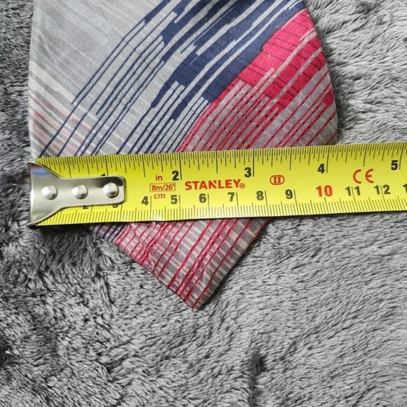 Vintage CHRISTIAN DIOR Men's Silk Neck Tie Grey Red Navy Blue Office Career - Picture 6 of 6